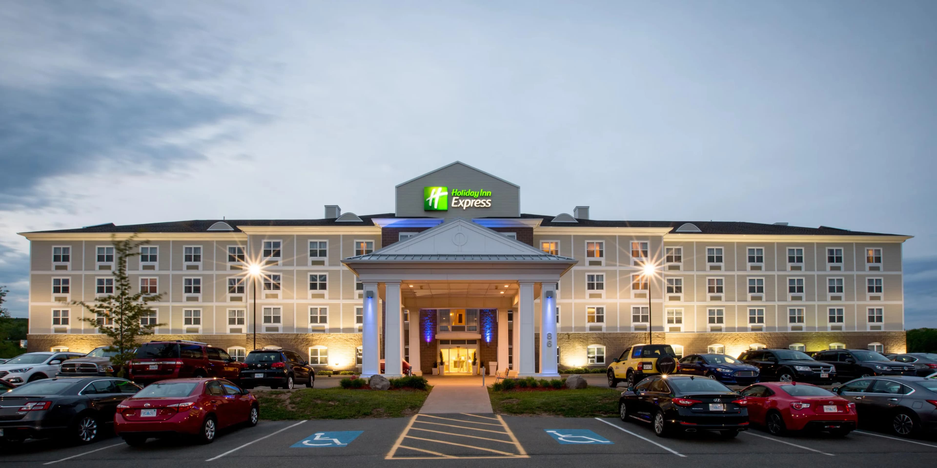 Holiday Inn Express Stellarton–New Glasgow — Stellarton, Nova Scotia